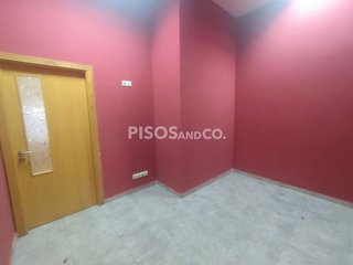 Local comercial en alquiler en Os Mallos - San Cristóbal en Coruña (A)