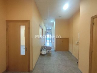 Local comercial en alquiler en Os Mallos - San Cristóbal en Coruña (A)
