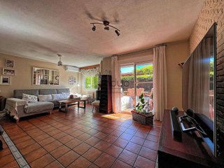 Casa adosada en venta en Estación-Manantiales en Guadalajara