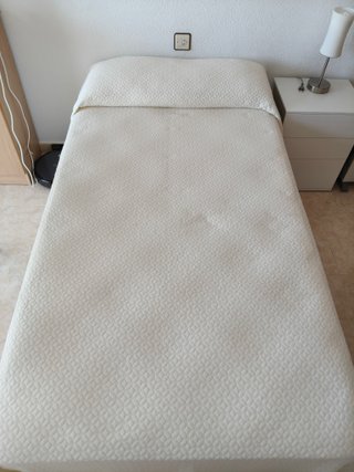 Colcha corte ingles de 105 y dos de 90cm.