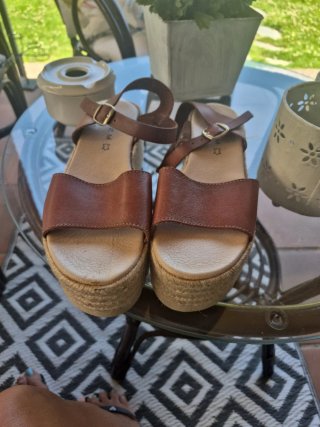 Sandalias cuña piel Etiem T37