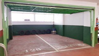 Garaje en alquiler en Playa de la Fontanilla en Marbella