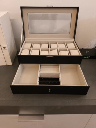 Scatola porta orologi e gioielli