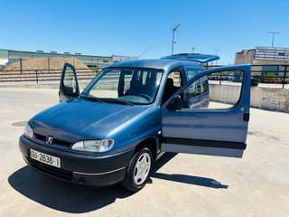 Peugeot Partner PERFECTA, CUIDADA
