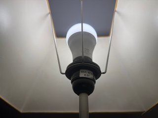 Lámpara sobremesa o dormitorio