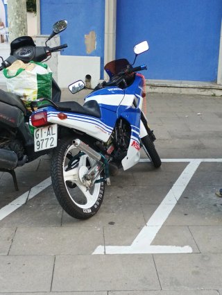 Honda NSR 80 Sportbike Azul/Blanco