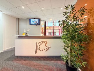 Oficina en alquiler en La Florida - El Plantío en Madrid