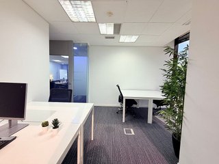 Oficina en alquiler en La Florida - El Plantío en Madrid