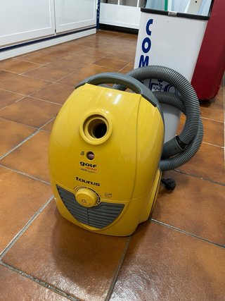 Aspirador Taurus Golf 1500W Amarillo