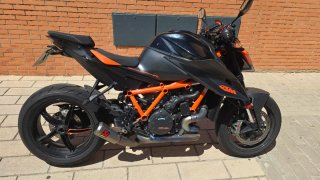 KTM 1290 Super Duke R V3 Naked