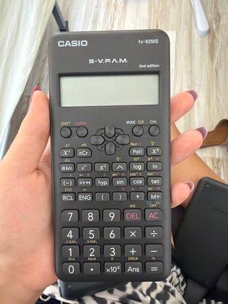 Calculadora Casio fx-82MS S-V.P.A.M.