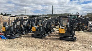 EXCAVADORA GIRATORIA 1.600 Kg KUBOTA Liquidación