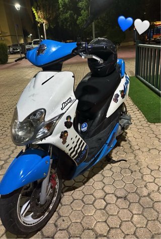 Yamaha Jog RR Azul y Blanco