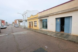 Local comercial en venta en Montijo