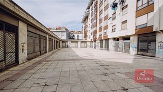 Local comercial en venta en Puerto Chico en Santander