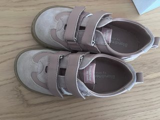 Zapatillas barefoot niña