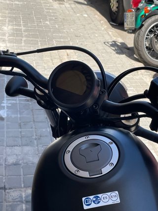 Honda CMX500 Rebel Negra