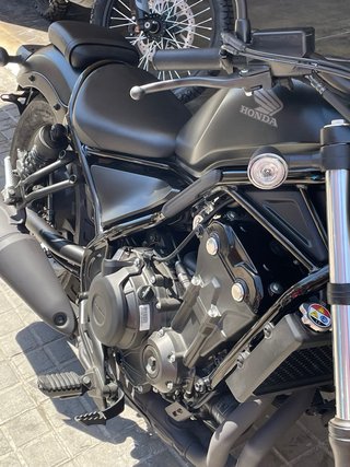 Honda CMX500 Rebel Negra