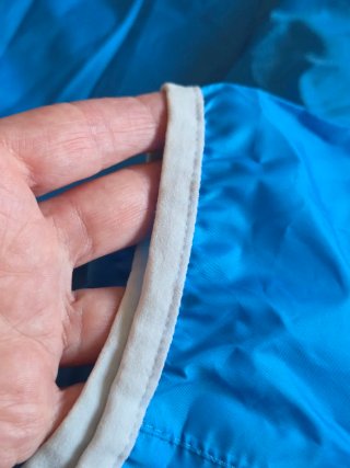 Chubasquero Quechua Azul NUEVO unisex