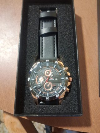 Reloj AVA VOOM Negro y Dorado