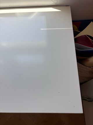 Escritorio blanco para dos niños