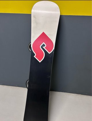 Tabla Snowboard con Fijaciones