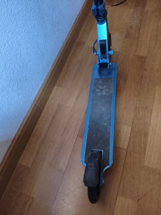 Patinete infantil azul