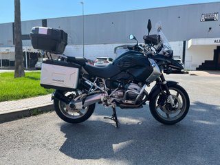 BMW R1200GS Negra y Plata