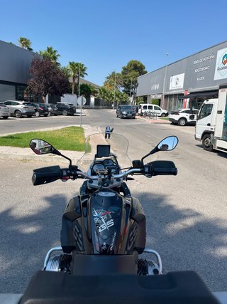 BMW R1200GS Negra y Plata