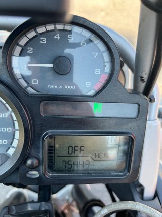 BMW R1200GS Negra y Plata