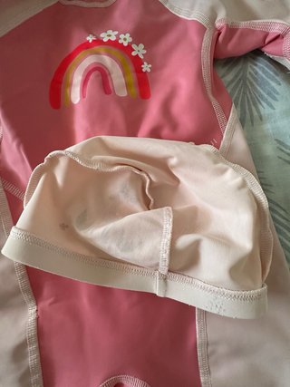 Neopreno Decathlon niña 2-3 años +Gorra de Regalo