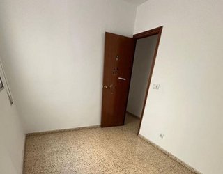 Piso en venta en La Paz en Villena