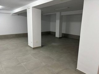 Local comercial en venta en Inmobiliaria - Barreda en Torrelavega