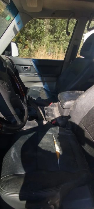 Mitsubishi Montero 2003
