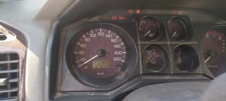 Mitsubishi Montero 2003