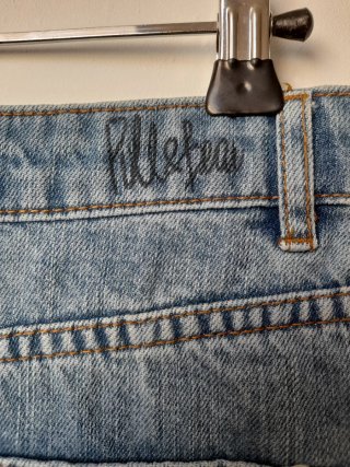 Falda vaquera larga abierta Talla L