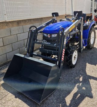 TRACTOR AGRÍCOLA NUEVO MATRICULABLE 30-50 CV 4X4