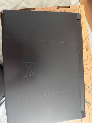 MSI Katana 15 B12V Ordenador Portátil