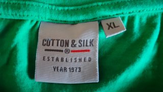 T-shirt  verde Talla XL spalla 50 lunghezza 64