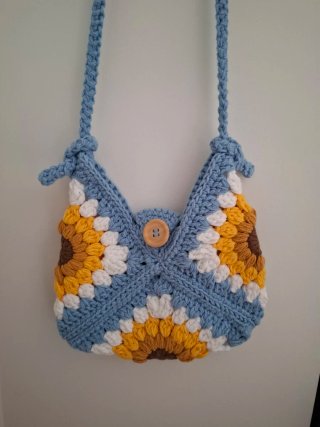 Bolso de Crochet Artesanal con Girasoles