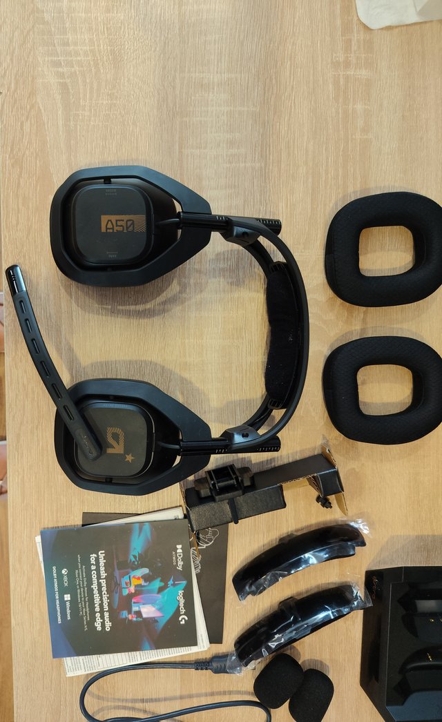 Logitech G Astro A50 Lightspeed Auriculares(4 GEN)