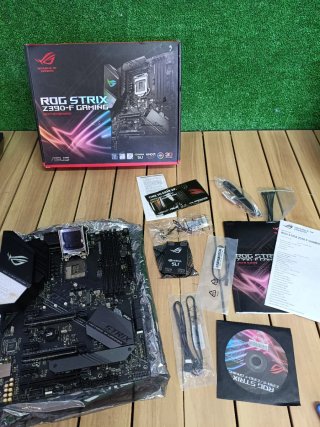 Placa Base Asus ROG STRIX Z390-F GAMING