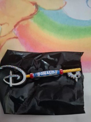 Lote 4 Pins Llave Mystery food Disney