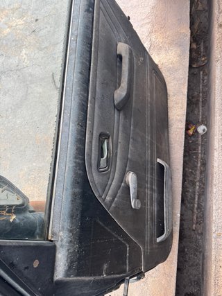 Puertas Mitsubishi Montero V20 Largo
