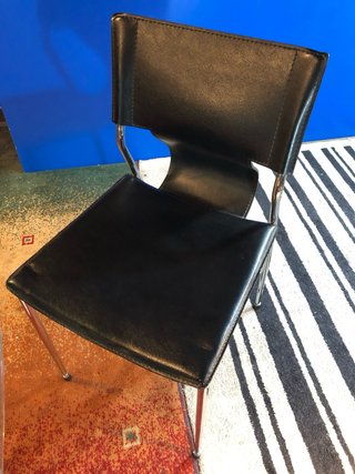 Sillas Vintage Cómodas y Resistentes (2 unidades)