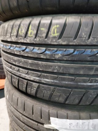 Neumáticos 215/45R16