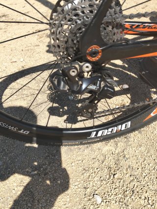 Bicicleta KTM Gravel carretera carbono