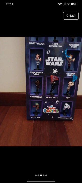 Collezione Kinder Star Wars con stand