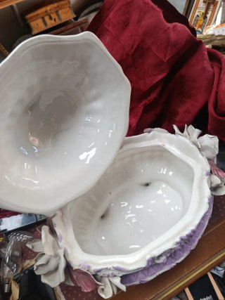 Sopera antigua porcelana Nova Venecia