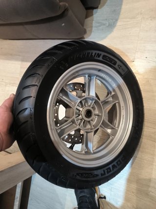 Rueda Trasera Suzuki Burgman 125/200